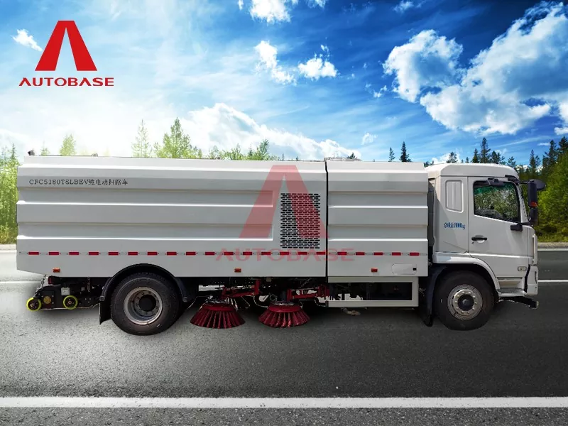 18 ton väg sopare